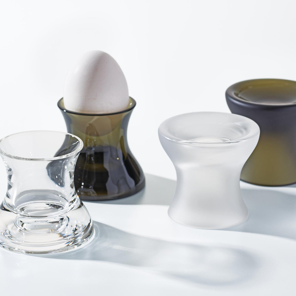 ASA TO BAN TO -  Egg Stand Sanded Carbon