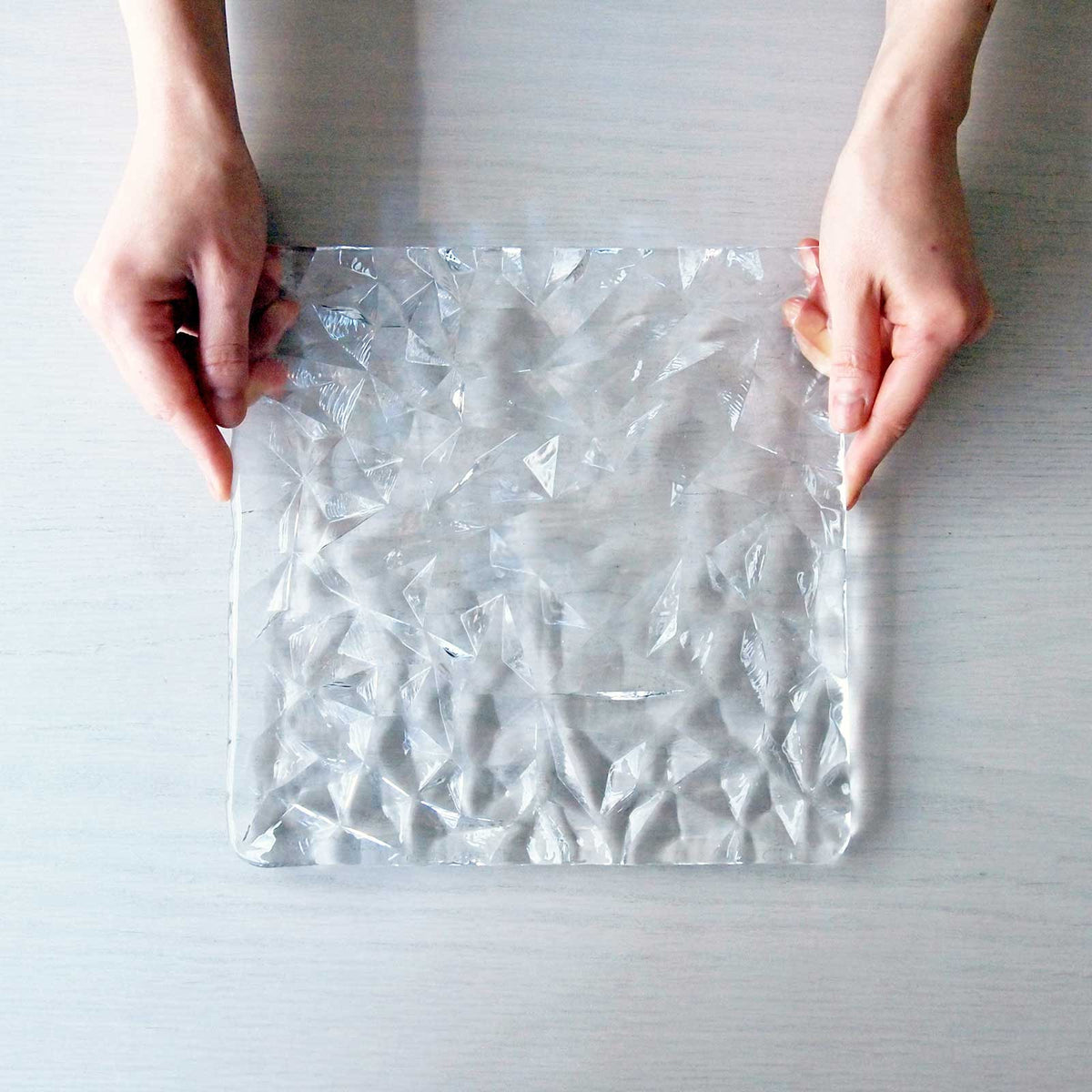 LIMPID PLATE - Rectangular Plate Clear, 9.4 inch